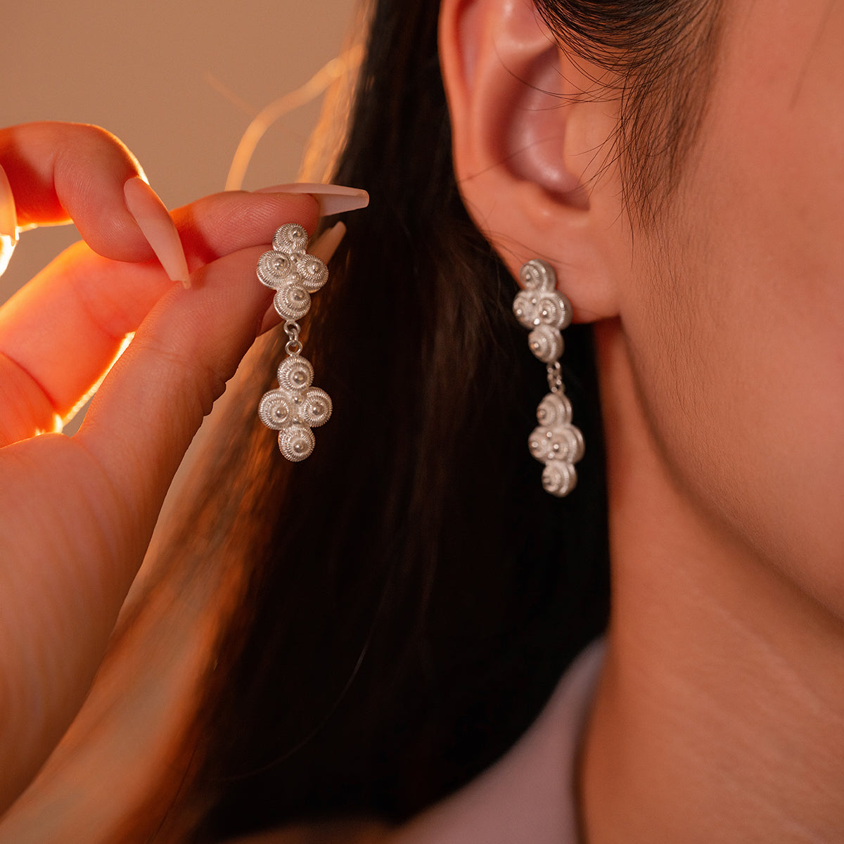 Silver Knots Shaped Earrings - fareastjewelry